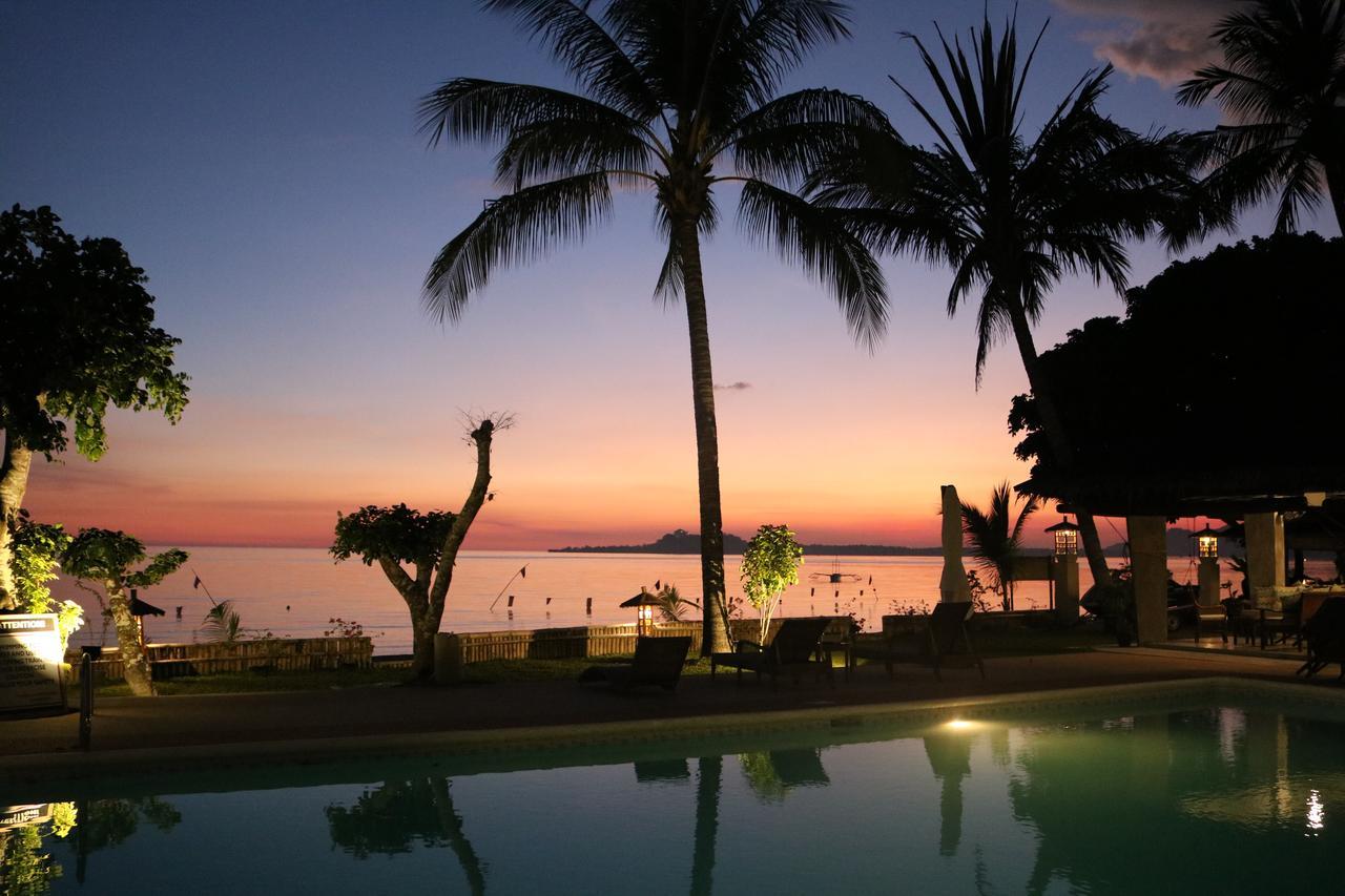 Nabulao Beach Resort Hinoba-an Exterior foto