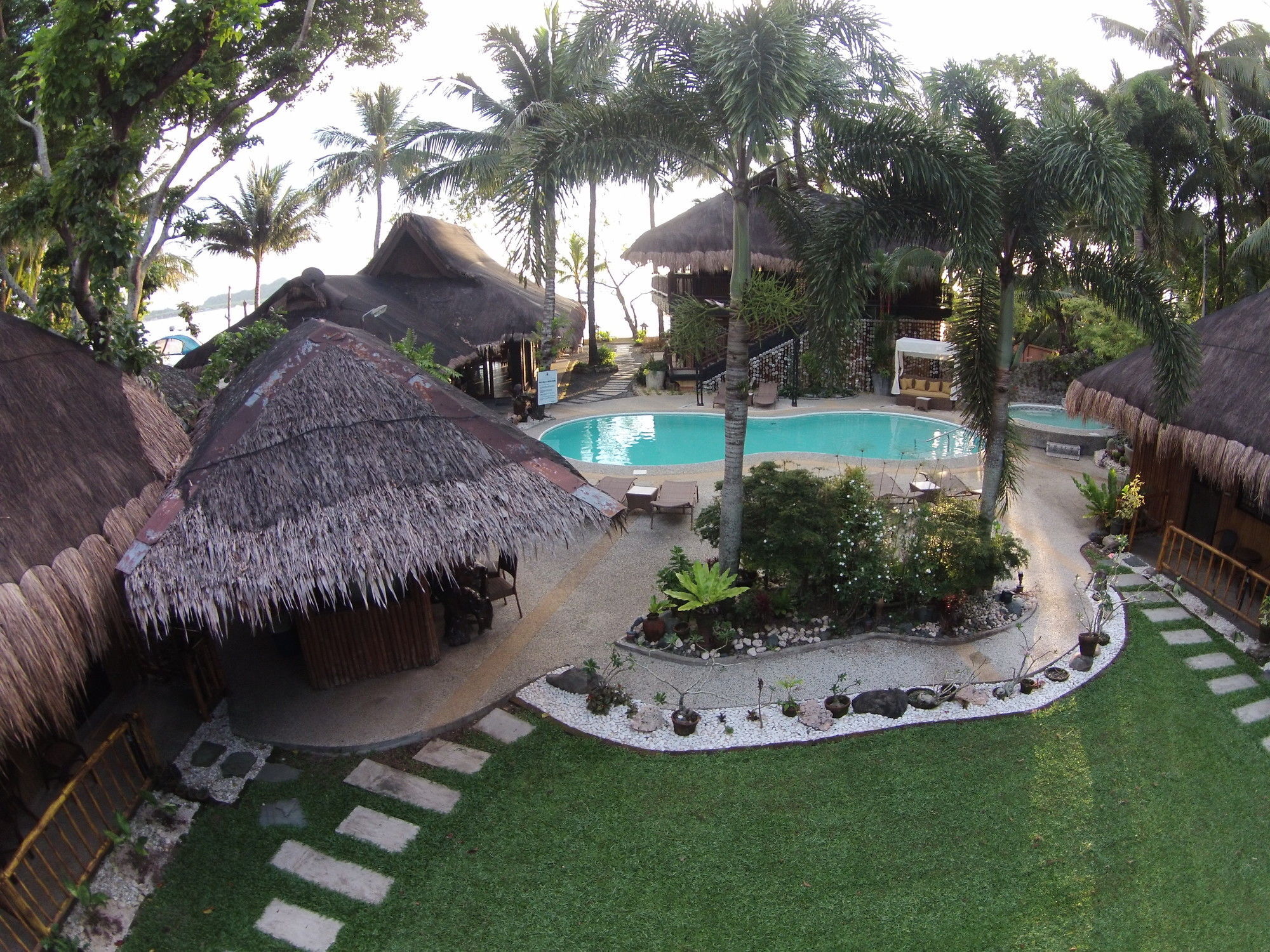 Nabulao Beach Resort Hinoba-an Exterior foto